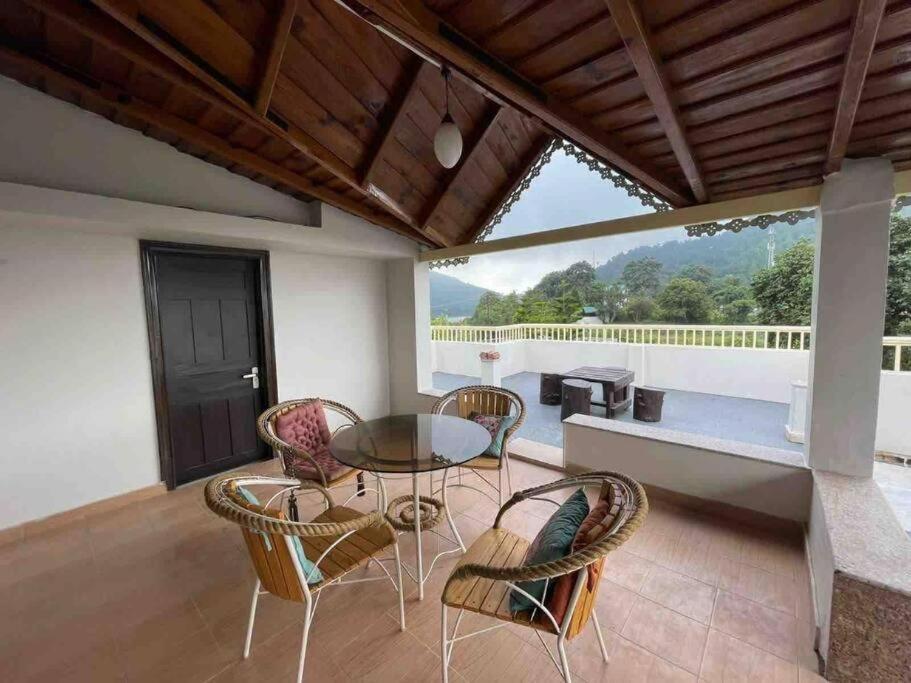Hotel Alinda House Naukuchiatal By The Ghaur à Bhīm Tāl Extérieur photo