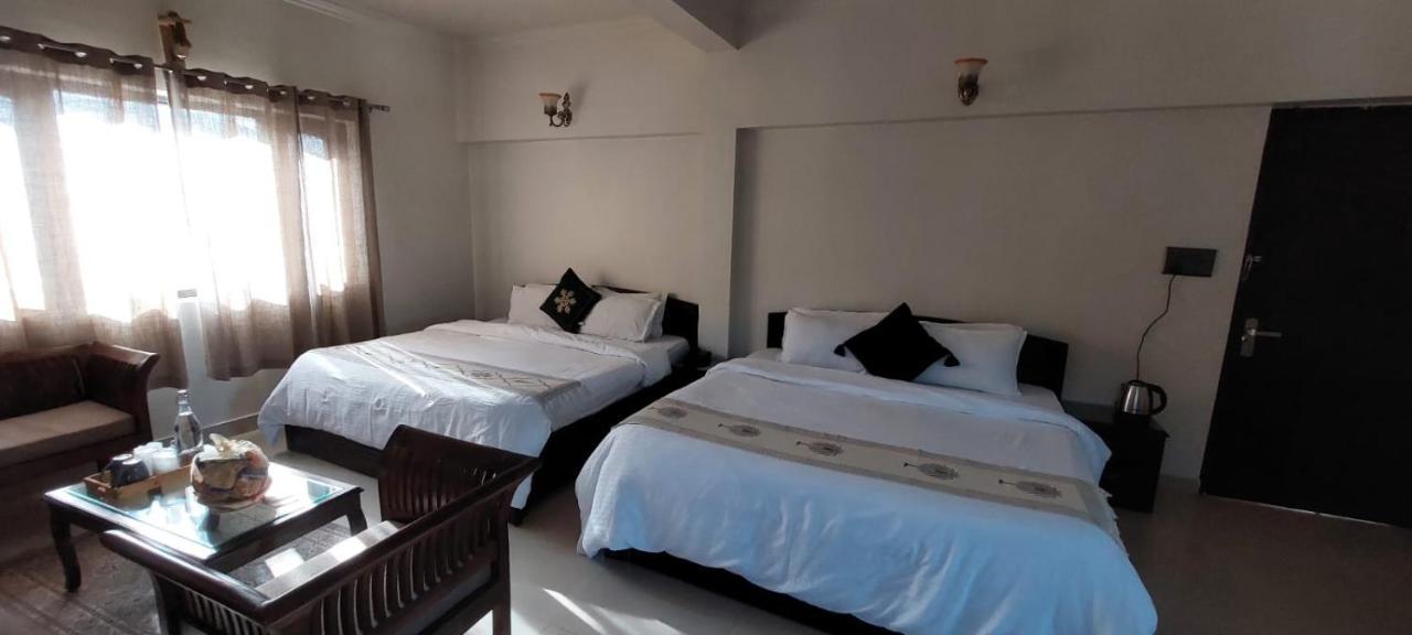 Hotel Alinda House Naukuchiatal By The Ghaur à Bhīm Tāl Extérieur photo